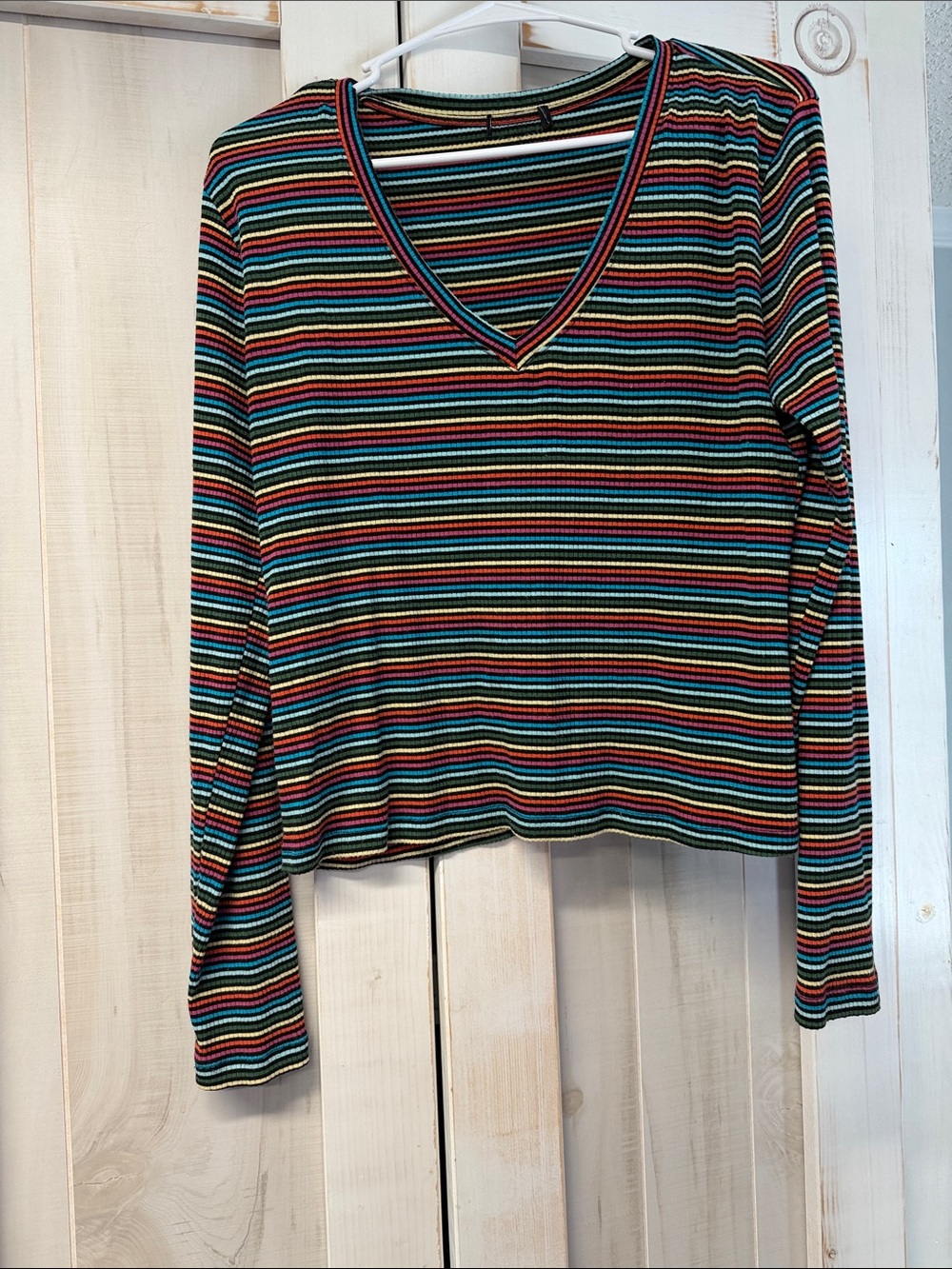 Women's Multicolor Striped V-Neck Long Sleeve Top